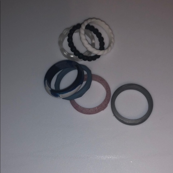 New set of 2 Qalo gray/ blue marble rings size 9 - Picture 5 of 7